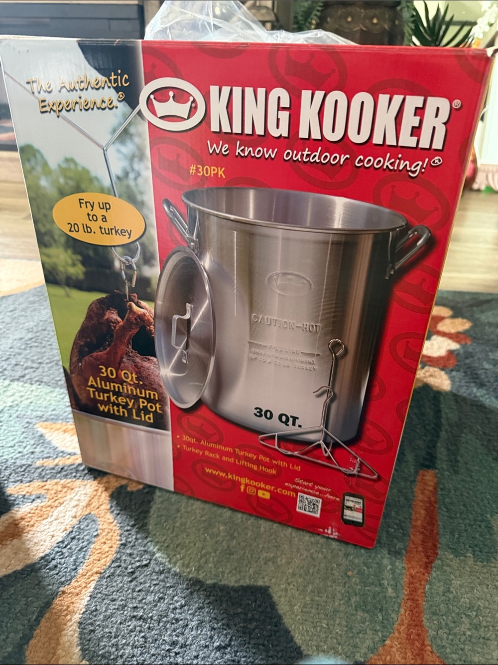 30 Qt. Aluminum Turkey Pot with Lid - Silver